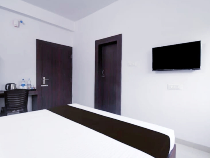 Super Deluxe(A/C) Room Ranchi Hotel Silver Woods