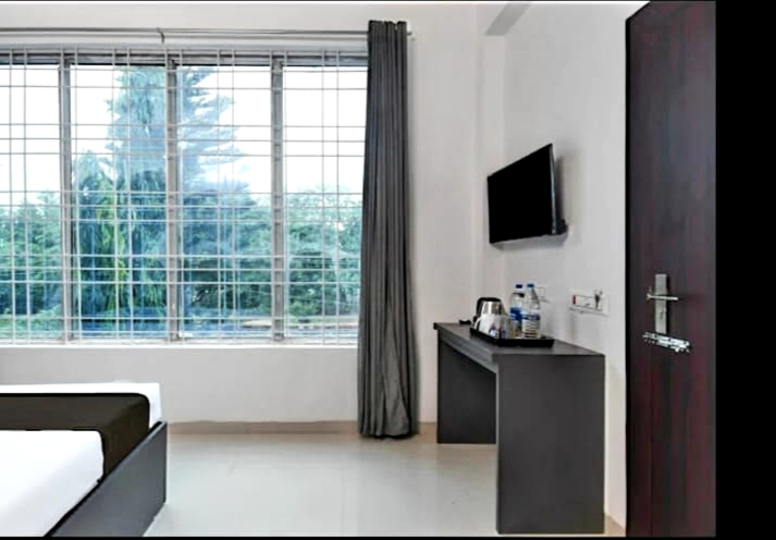 Suite(A/C) Room Ranchi Hotel Silver Woods